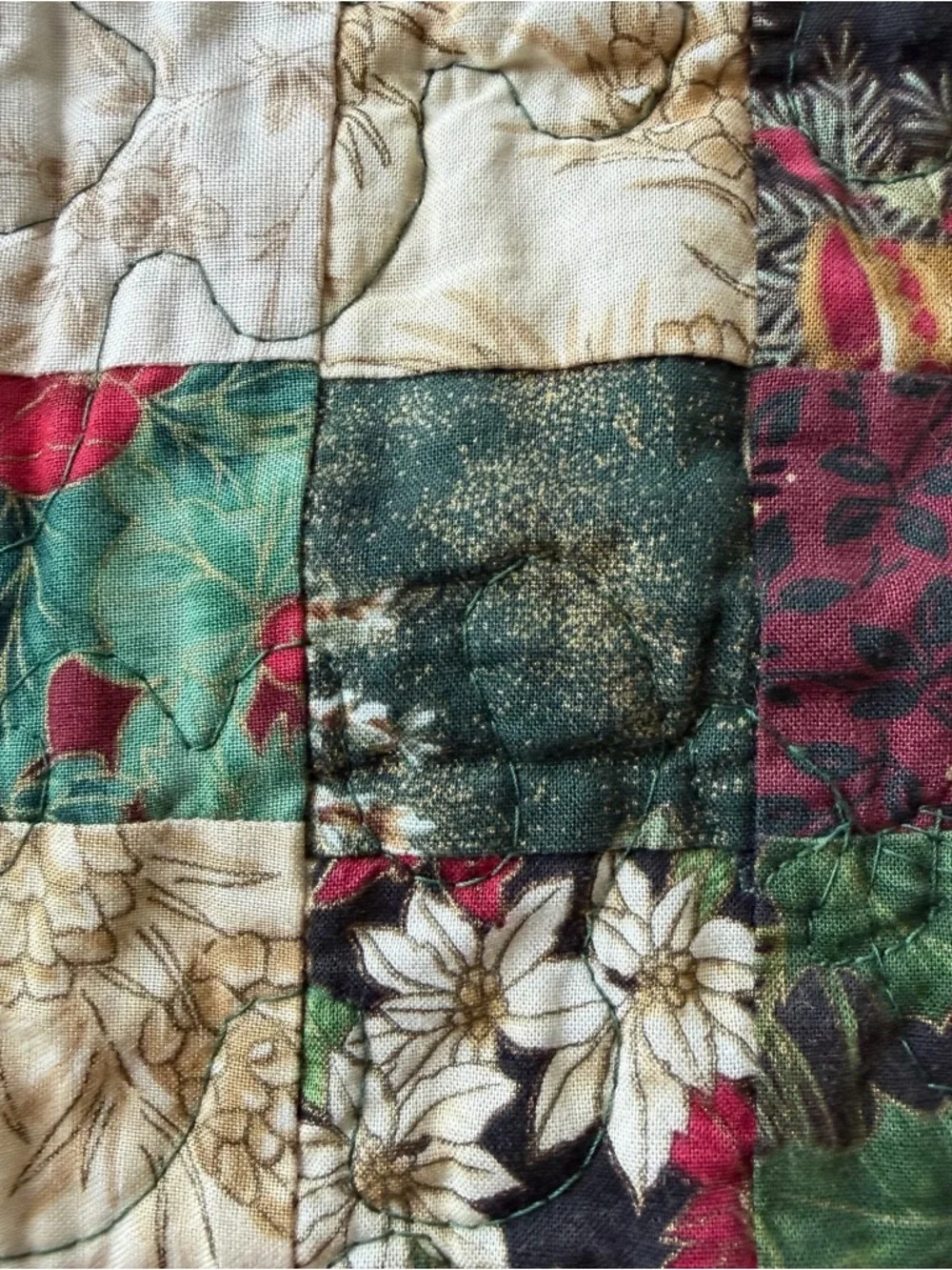 Vintage Christmas Quilt 42x42 Throw Holiday Patchwork Handmade Look